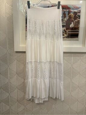 Eye of the needle Skirt